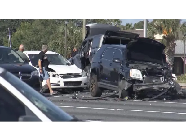 2025 Ford Bronco Transmission Mount çatışmazlığı: Yoldan kənar-yuvarlanan yol hərəkəti cəmiyyət həyəcan siqnalı
