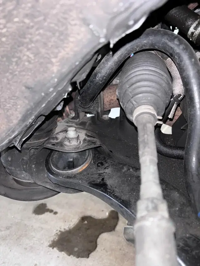 Yeni Sway Bar Buşinqləriniz niyə hələ də cızıltılıdır - və onu 5 dollara necə düzəltmək olar