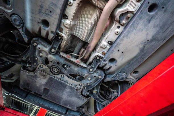 Niyə Avtomobilinizin İdarə Edilməsi İdarəetmə Qolu Buşinqindən başlayır