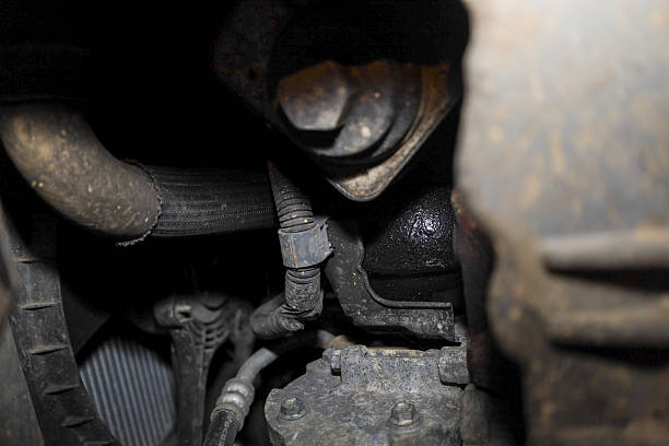 Səhv ötürücü montajın simptomları və dəyişdirmə dəyəri: Avtomobil sahibləri üçün tam bələdçi