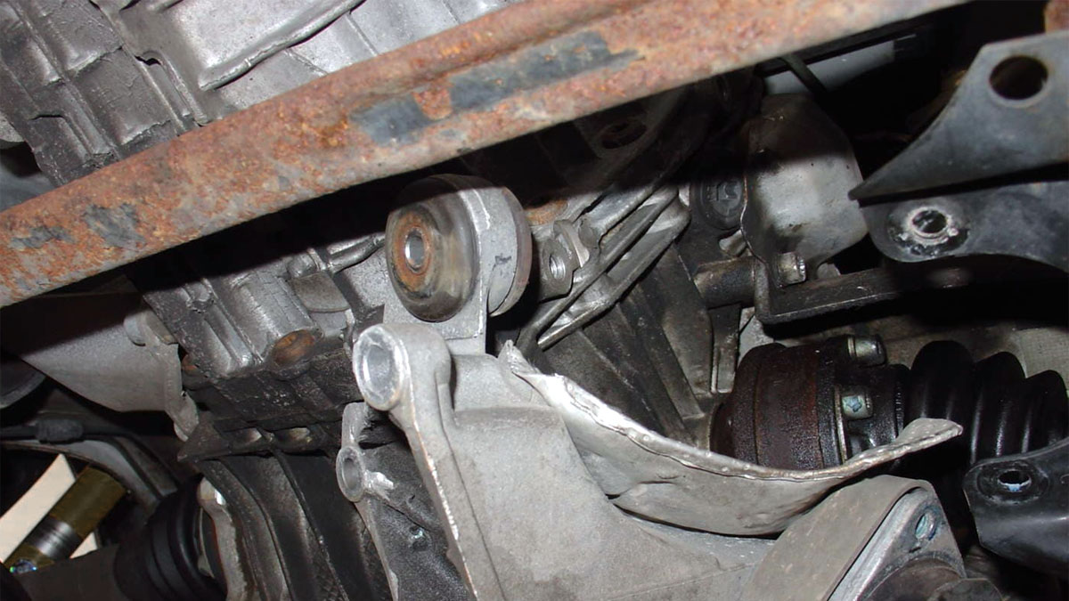 Transmissiya qurğusunun uğursuzluğunun 6 əlaməti (və dəyişdirmə dəyəri)